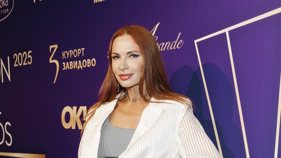 Эвелина Бледанс в бикини на яхте: фото вызвало бурную реакцию в сети
