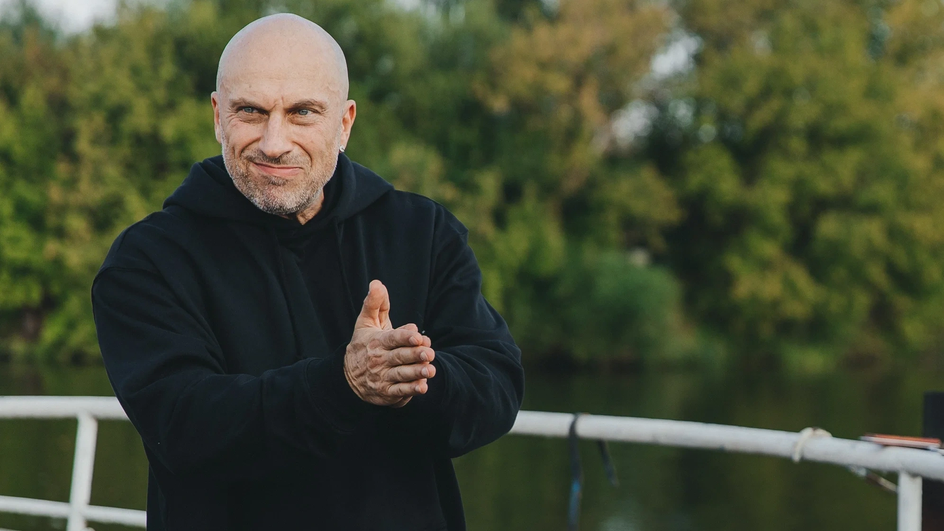 Дмитрий Нагиев в сериале «Актерище» Дмитрий Нагиев в сериале «Актерище»