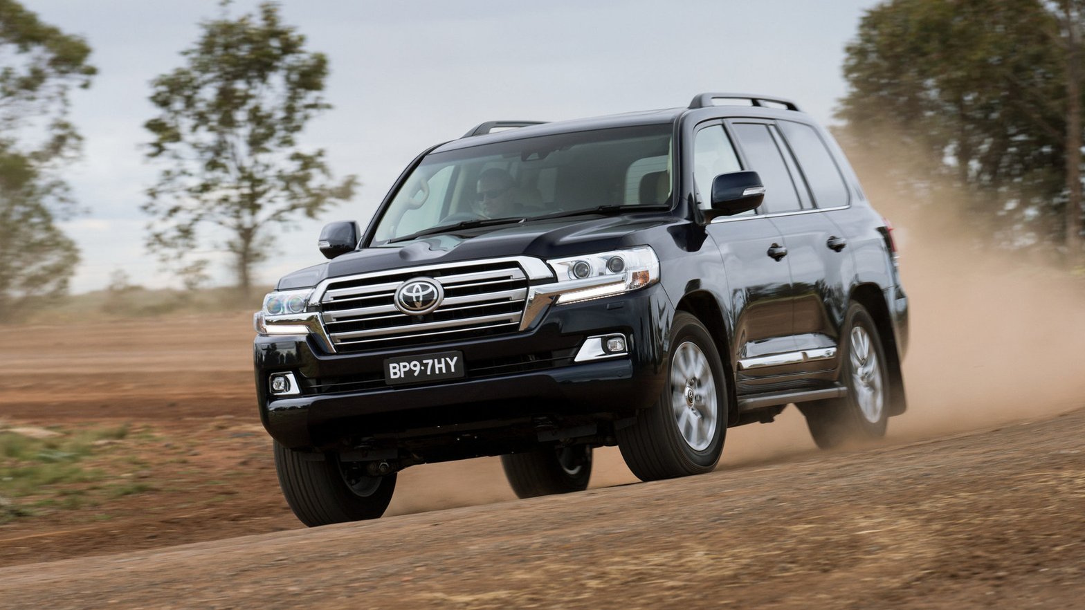 Toyota land cruiser 200 фото