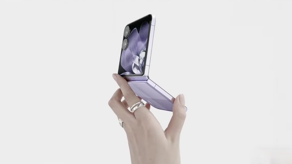 Xiaomi MIX Flip 4