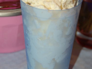 Slide image for gallery: 5373 | Комментарий «Леди Mail.Ru»: классическое ванильное мороженое
