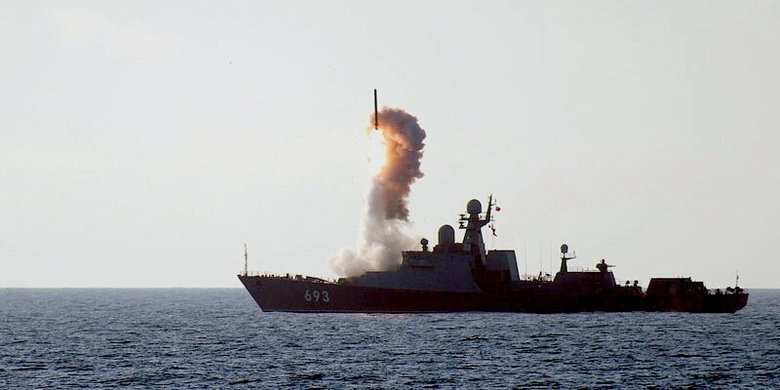 Пуск ракеты «Калибра-НК» с РК «Дагестан». Фото: news.mail.ru