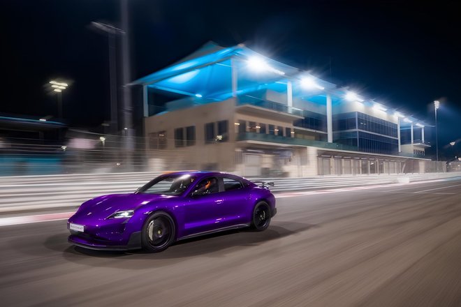 Porsche Taycan Turbo GT дважды побил рекорд Porsche Taycan Turbo GT дважды побил рекорд