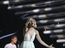 Полина Гагарина (фото: Thomas Hanses, eurovision.tv/EBU) Полина Гагарина (фото: Thomas Hanses, eurovision.tv/EBU)