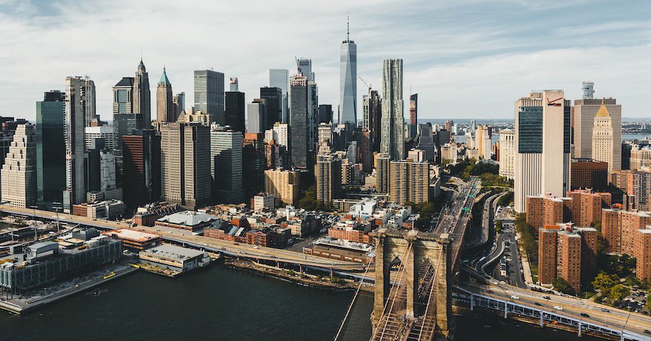 В Нью-Йорке опустели тысячи квартир
