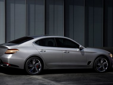 slide image for gallery: 26538 | Genesis G70