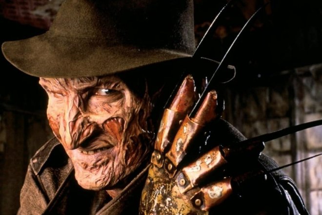 Роберт Инглунд в роли Фредди Крюгера в фильме «Кошмар на улице Вязов» Роберт Инглунд в роли Фредди Крюгера в фильме «Кошмар на улице Вязов»