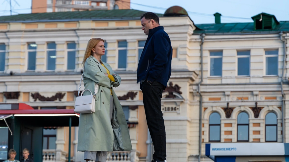 Екатерина Копанова и Илья Носков в сериале «Маня и Груня»