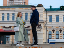 Екатерина Копанова и Илья Носков в сериале «Маня и Груня»