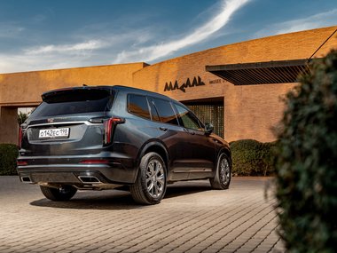 slide image for gallery: 25804 | Cadillac ХТ6