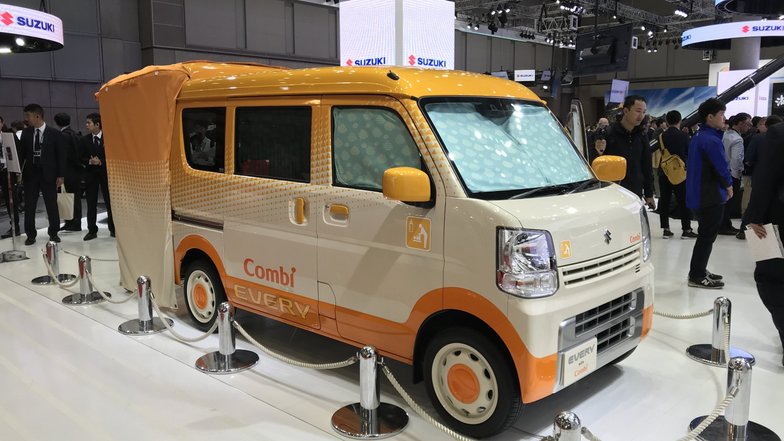 slide image for gallery: 25178 | Suzuki Every Combi
