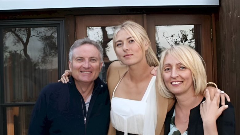 МАРИЯ ШАРАПОВА С РОДИТЕЛЯМИ МАРИЯ ШАРАПОВА С РОДИТЕЛЯМИ