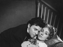 Жерар Филип и Даниель Дарье в фильме «Красное и черное», 1954 год Жерар Филип и Даниель Дарье в фильме «Красное и черное», 1954 год
