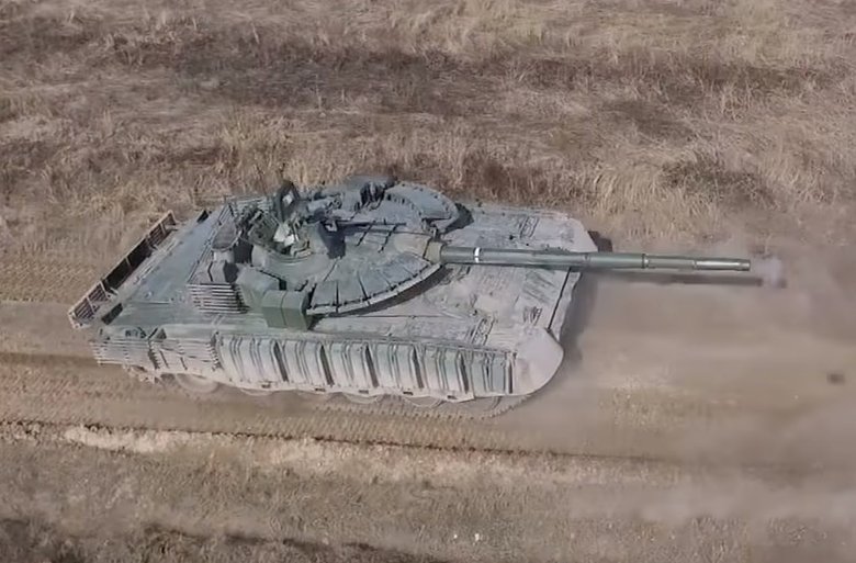 Основной боевой танк (ОБТ) Т-80БВМ. Фото: bmpd