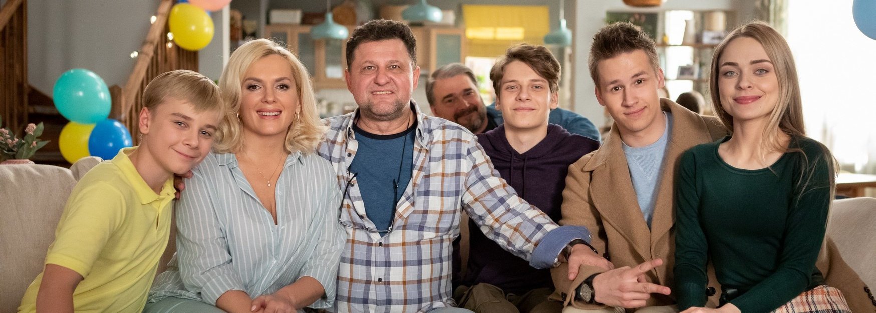 Родители так и живем. Сериал родители ТНТ. Родители 2 сезон актеры. Сериал родители Тима и Полина. Актёры из родителей.