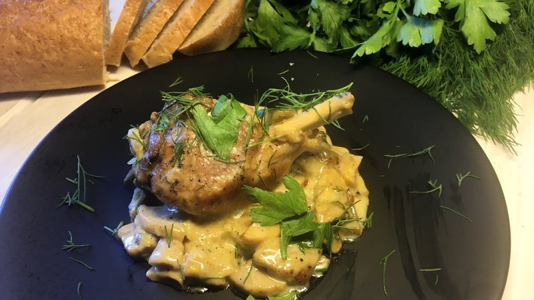 Порядок приготовления филе курицы с грибами шампиньонами в сметанном соусе