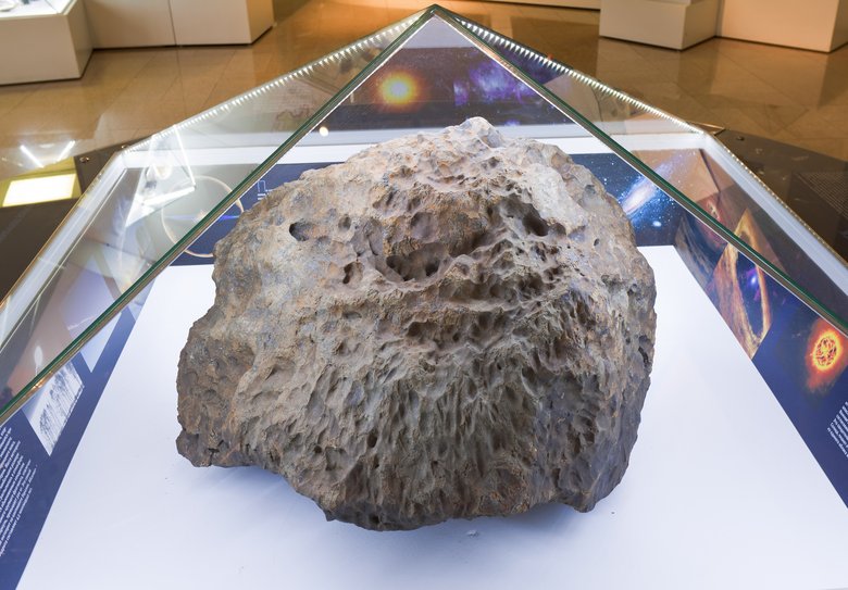 Часть метеорита «Челябинск». Фото: Depositphotos