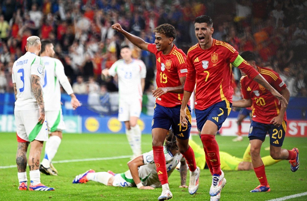 Игра Испании — чистый восторг! Италия избежала разгрома благодаря феноменальному Доннарумме