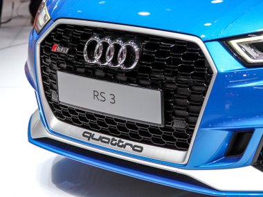 slide image for gallery: 23049 | Audi RS 3
