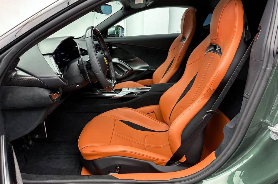 В Россию привезли новейшие Ferrari 12Cilindri: цена из наличия В Россию привезли новейшие Ferrari 12Cilindri: цена из наличия