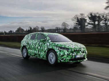 slide image for gallery: 26005 | Skoda Enyaq