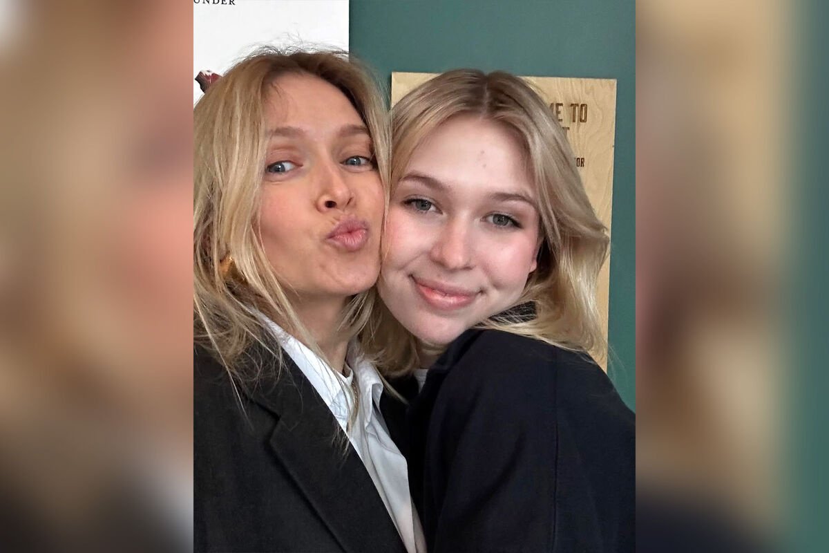 Вера Брежнева выложила редкое фото с повзрослевшей дочерью Вера Брежнева выложила редкое фото с повзрослевшей дочерью