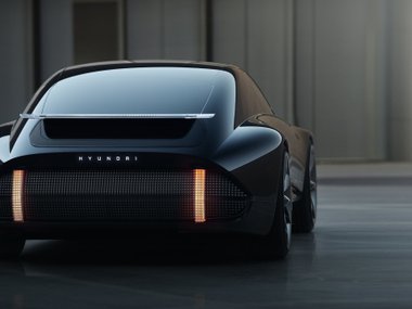 slide image for gallery: 25732 | Hyundai Prophecy