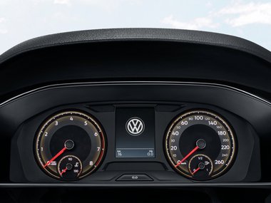 slide image for gallery: 24400 | Volkswagen Lavida Plus