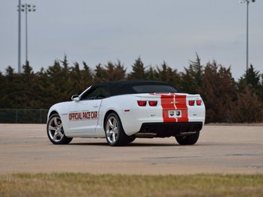 slide image for gallery: 26863 | 2011 Chevrolet Camaro SS
