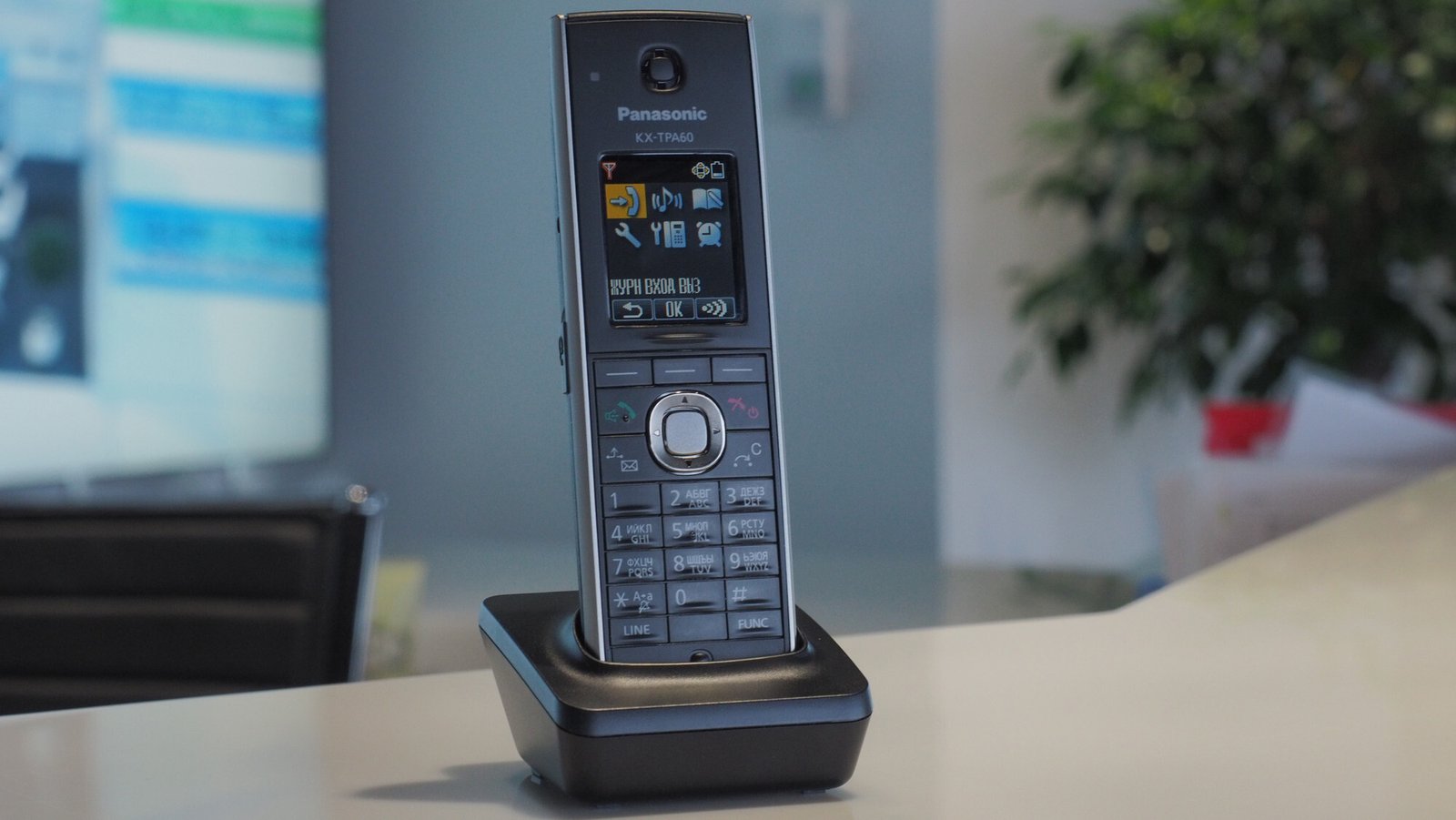 SIP-DECT-телефон KX-TGP600: сэкономьте на переговорах без потери качества -  Hi-Tech Mail.ru