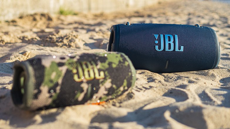 Обзор JBL Charge 5 — почти совершенная Bluetooth-колонка