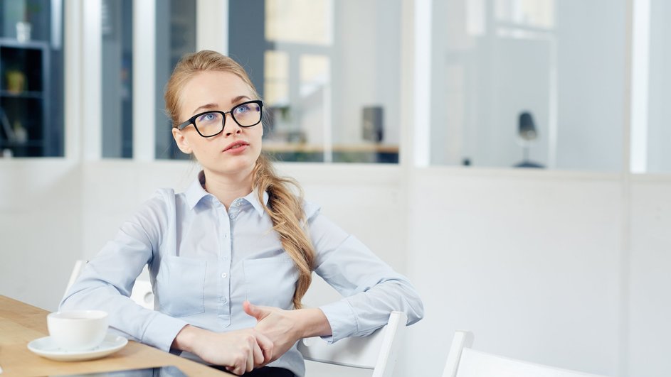 Девушка на работе Девушка на работе