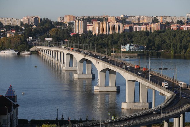 Кострома. Мост через Волгу и вид на Заволжскую часть города