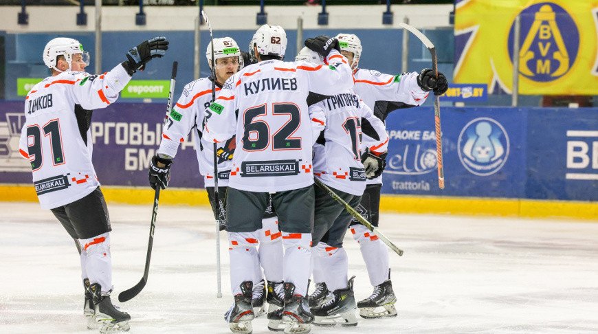 «Шахтер» и «Витебск» выиграли очередные матчи в белорусской хоккейной экстралиге