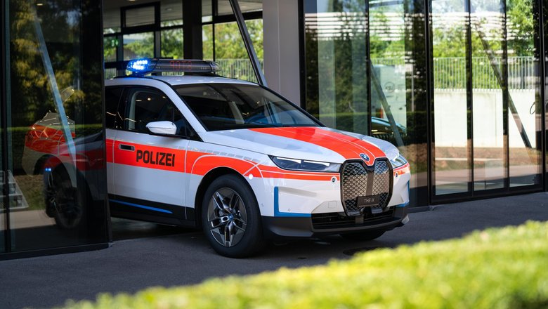 BMW ix полиции Швейцарии