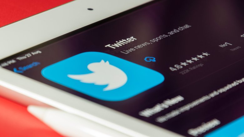 В отличие от Twitter, в «X» контентные ограничения были значительно ослабленыы