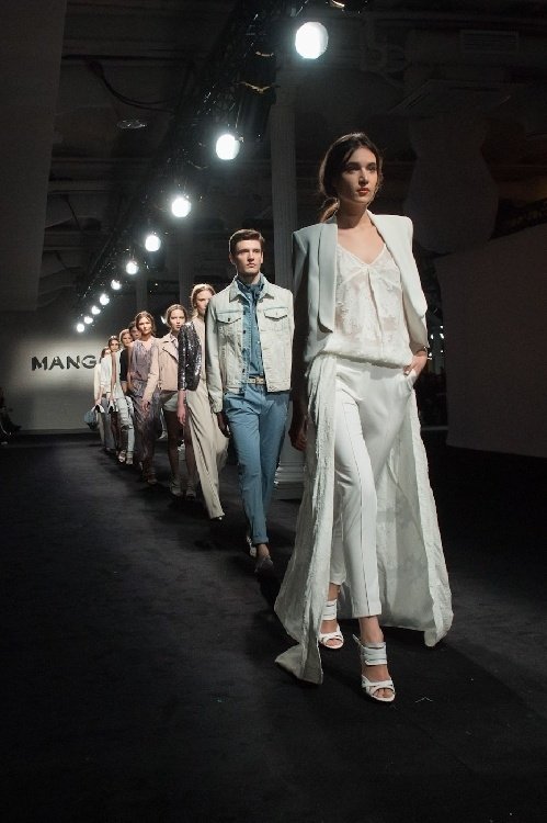 Показ новой коллекции MANGO Показ новой коллекции MANGO