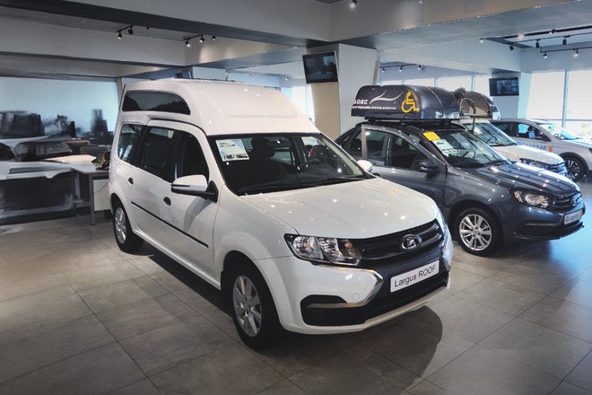 Новая Lada Largus Roof