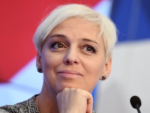Нелли Уварова