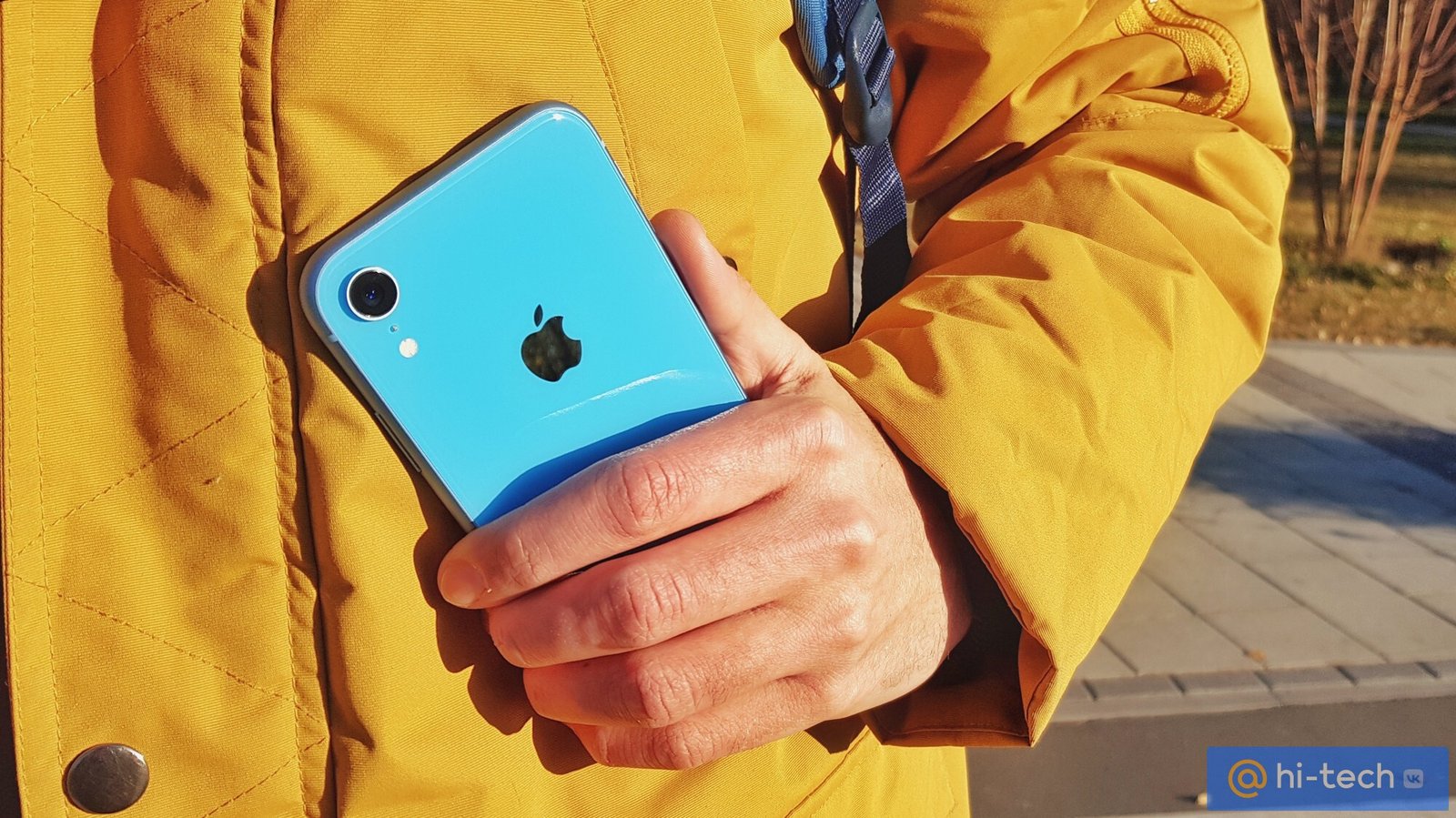 Что лучше: iPhone XR или старый флагман на Android? - Hi-Tech Mail.ru