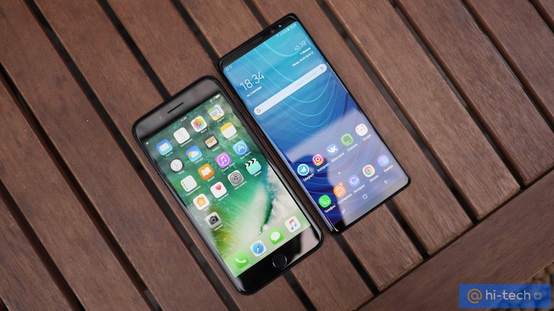 Samsung Galaxy Note8 (6,3 дюйма) чуть более высокий, но более узкий, чем Apple iPhone 8 Plus (5,5 дюйма). Поэтому держать его удобнее.