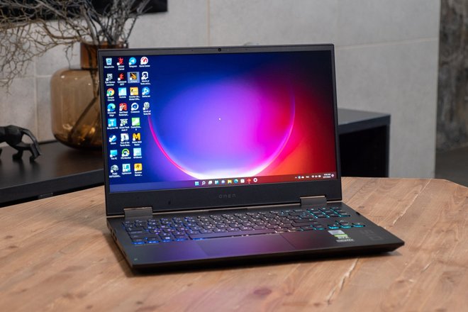 HP OMEN 15 (2021)