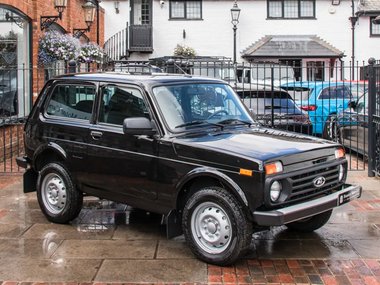 Lada Niva 2021 года выставлена на продажу в Великобритании