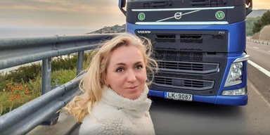 Светлана Новикова — дальнобойщица, скрин из видео