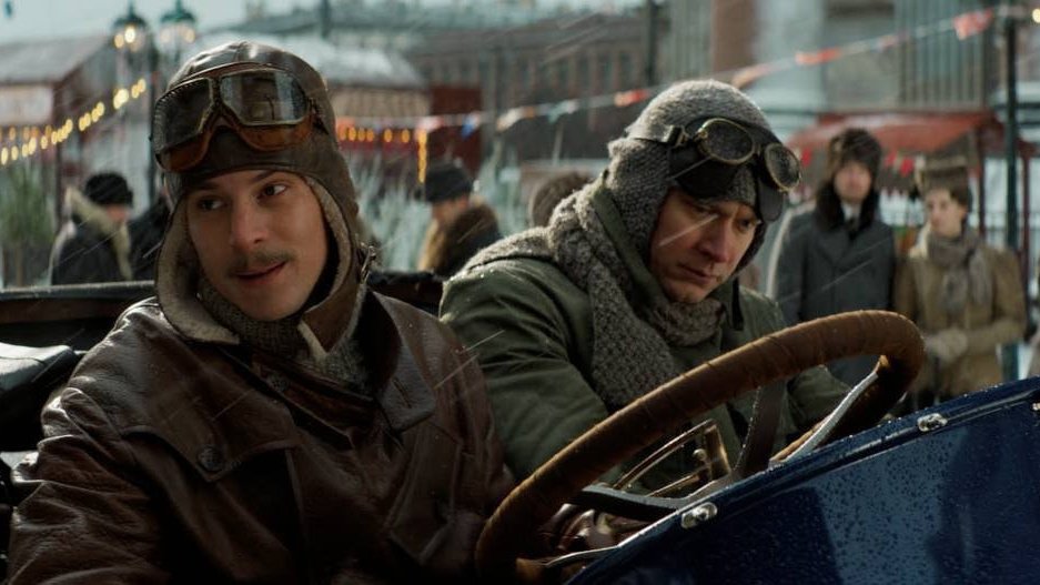 Кадр из фильма «Битва моторов» Кадр из фильма «Битва моторов»