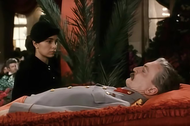 Роберт Дювалл в роли Сталина в фильме «Сталин» (1992)