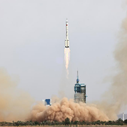 Запуск «Шэньчжоу-16». Фото: xinhuanet.com