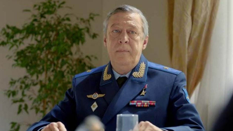 Михаил Ефремов в фильме «Команда Б» Михаил Ефремов в фильме «Команда Б»