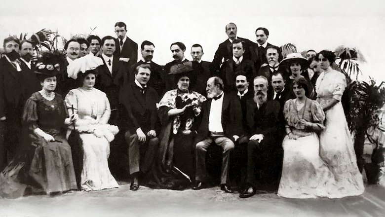 Участники «Русских исторических концертов в Париже» в гостях у композитора Камиля Сен-Санса, Париж, 1907 год.
