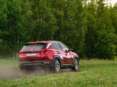 slide image for gallery: 28166 | Hyundai Tucson динамика